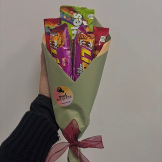 Sweet Bouquet-Skittles & Lion bar